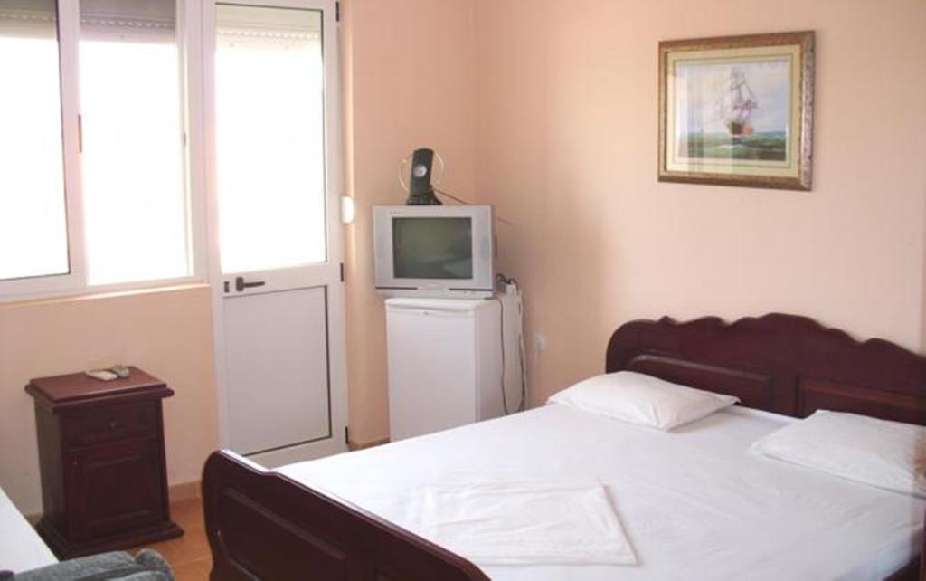 Di Vincenzo Inn Ulcinj Szoba fotó